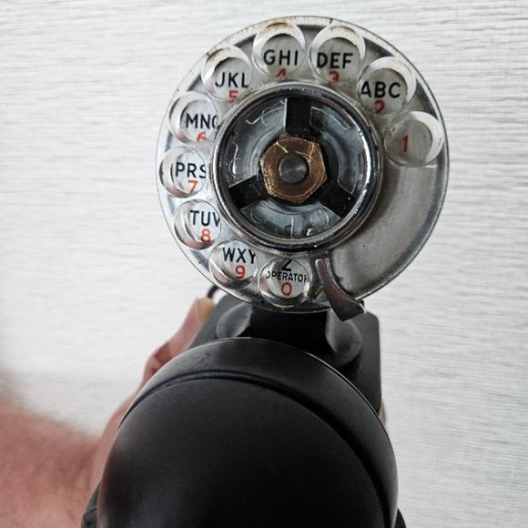 VINTAGE 1950s BELL ROTARY DIAL WALL G6 SPACE SAVER PHONE w/HANDSET - 41A - Picture 2 of 4